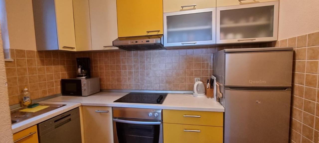 Apartman "Cvita" Drage Exterior photo